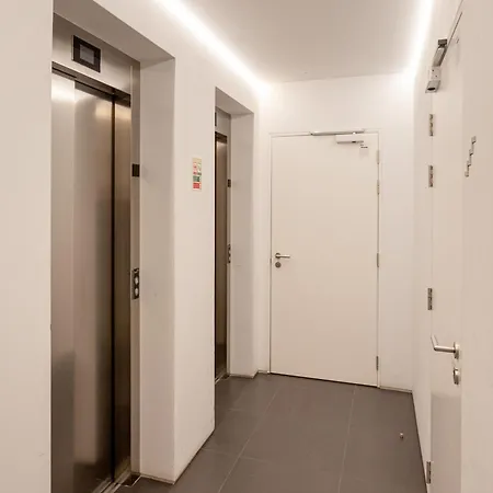 Lägenhet The Urban Oasis Elegant 2 Bedroom Duplex In *