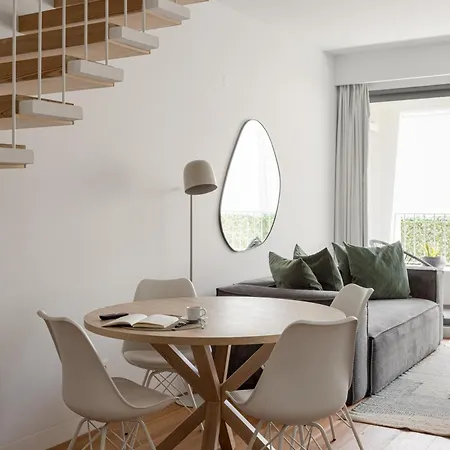 The Urban Oasis Elegant 2 Bedroom Duplex In *