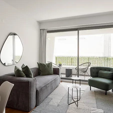 The Urban Oasis Elegant 2 Bedroom Duplex In *