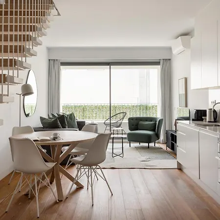 The Urban Oasis Elegant 2 Bedroom Duplex In *