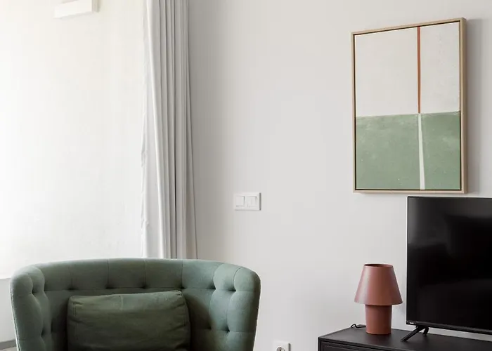 The Urban Oasis Elegant 2 Bedroom Duplex In شقة