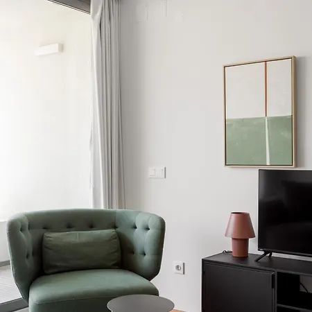 The Urban Oasis Elegant 2 Bedroom Duplex In Appartement