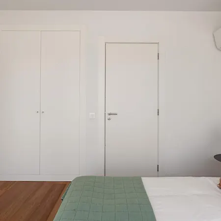 The Urban Oasis Elegant 2 Bedroom Duplex In Апартаменты *